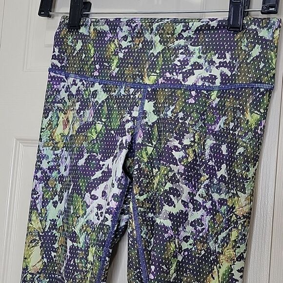 Lululemon Plum and Green Leggings Size 4 - Picture 2 of 6